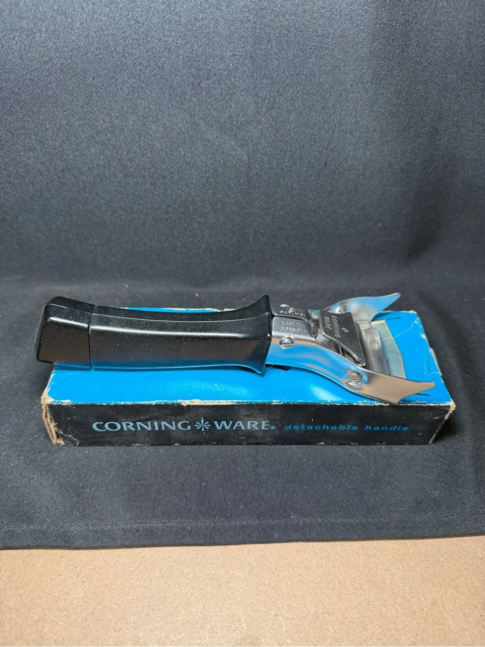Vintage Corning Ware Detachable Handle P-10-HG Lock-On Original Box